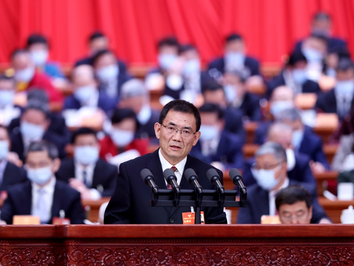 张合成作大会发言.jpg