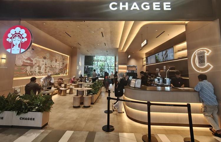 This photo taken on July 15, 2025 shows a shop of CHAGEE, a Chinese bubble tea brand, in Jakarta, Indonesia. (Xinhua/Feng Yulin)